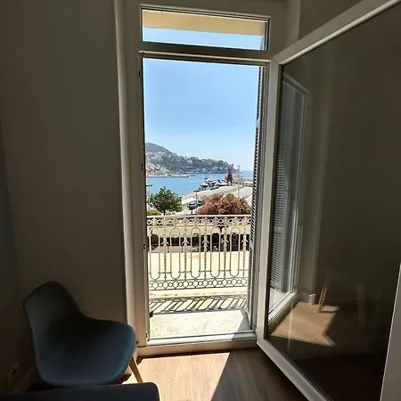 Rauba Capeu アパート *